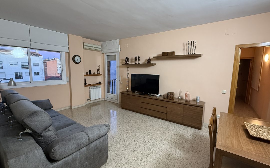 PISO EN VENTA EN ALMEDA